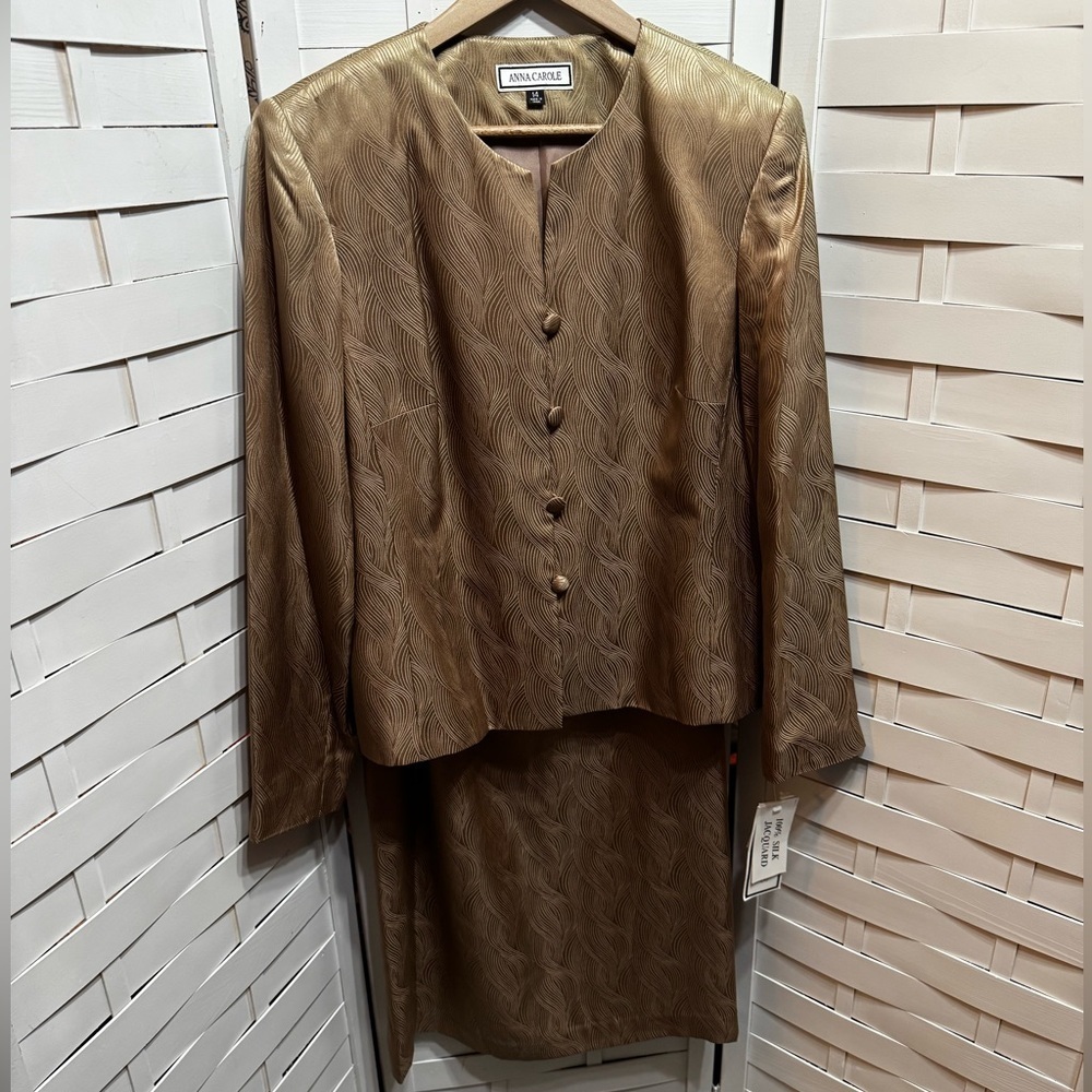 NWT Anna Carole 100% Silk Jacquard Two Piece Blazer & Skirt